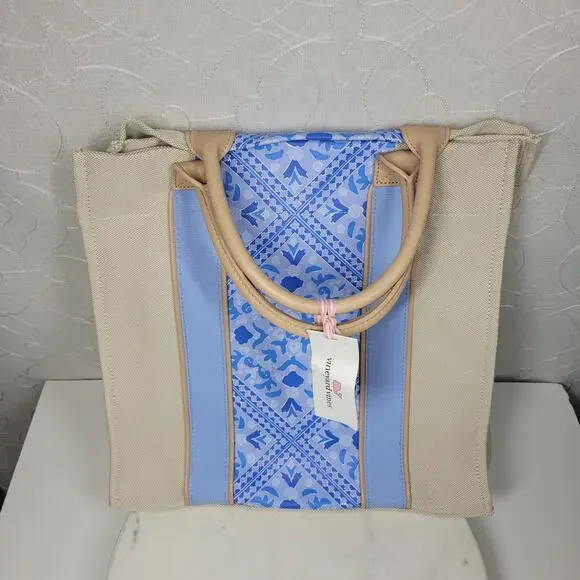 Vineyard Vines Blue and Tan Tote Bag - Picture 12 of 16